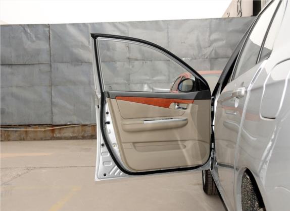 力帆620 2012款 1.5L 手动舒适A型 车厢座椅   前门板