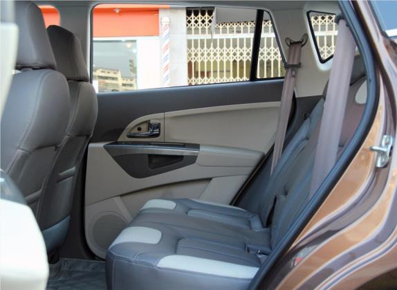 陆风X5 2014款 2.0T 自动创领版 车厢座椅   后排空间