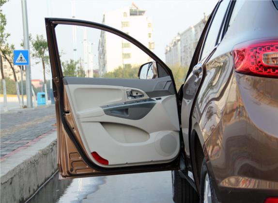 陆风X5 2014款 2.0T 自动创领版 车厢座椅   前门板