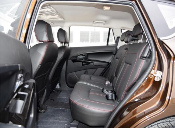 陆风X5 2015款 1.5T 手动创领版 车厢座椅   后排空间