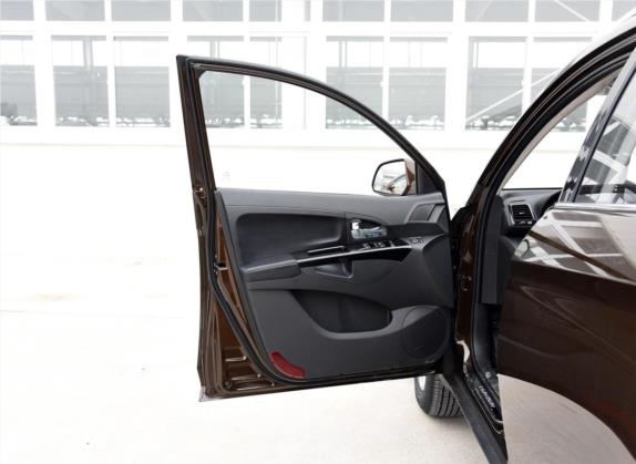陆风X5 2015款 1.5T 手动创领版 车厢座椅   前门板