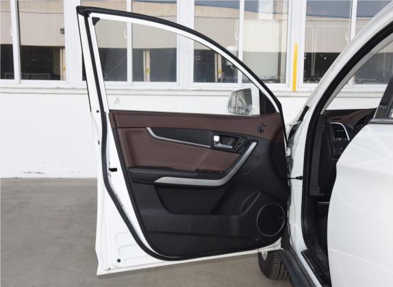 陆风X5 2018款 Plus 1.5T 手动创领版 车厢座椅   前门板