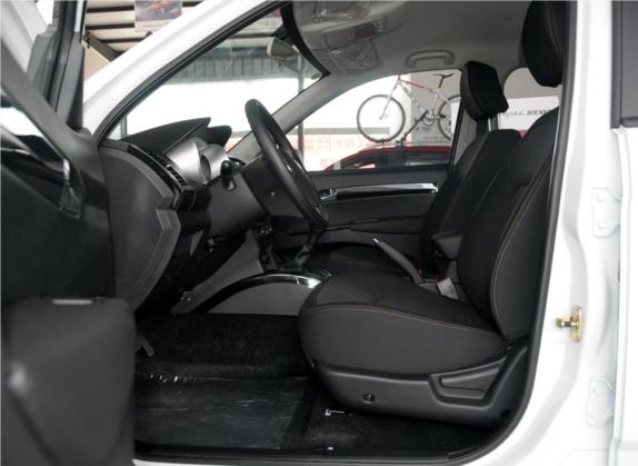 陆风X8 2014款 探索版 2.0T 柴油4X4豪华型 车厢座椅   前排空间
