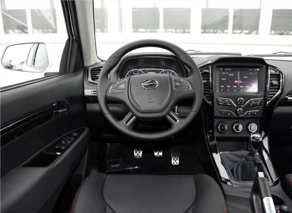 陆风X8 2015款 探索版 2.0T 汽油4X2超豪华型 中控类   驾驶位