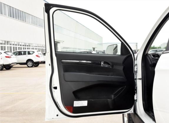 陆风X8 2015款 探索版 2.0T 柴油4X4豪华型 车厢座椅   前门板