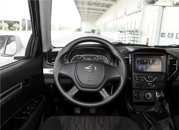 陆风X8 2018款 1.8T 汽油4X2豪华型 中控类   驾驶位
