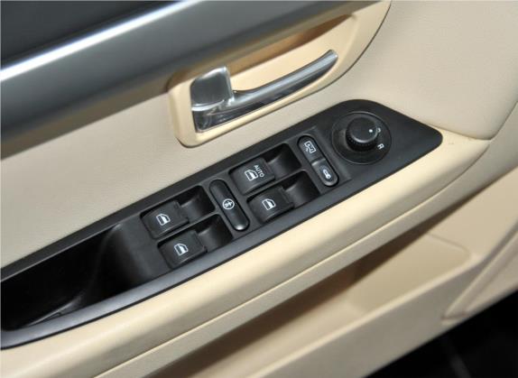 莲花L5 2014款 Sportback 1.8L 手动风尚型 车厢座椅   门窗控制