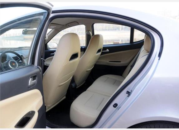 莲花L3 2009款 1.6L 自动豪华型 车厢座椅   后排空间
