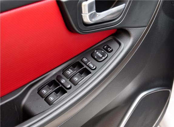 莲花L3 2013款 GT 1.6L  手动精致型 车厢座椅   门窗控制