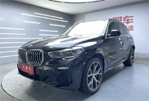 2019款 宝马X5 xDrive40i 尊享型 M运动套装