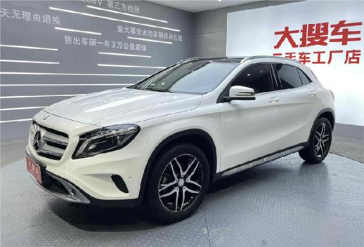 奔驰GLA级 2017款 GLA 220 4MATIC 时尚型