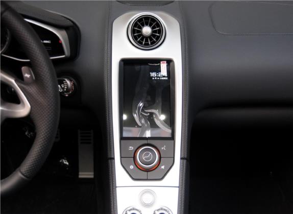 迈凯伦12C 2013款 3.8T SPIDER 中控类   中控台