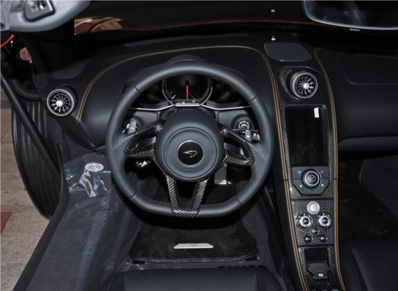 迈凯伦12C 2013款 3.8T SPIDER 50周年纪念版 中控类   驾驶位