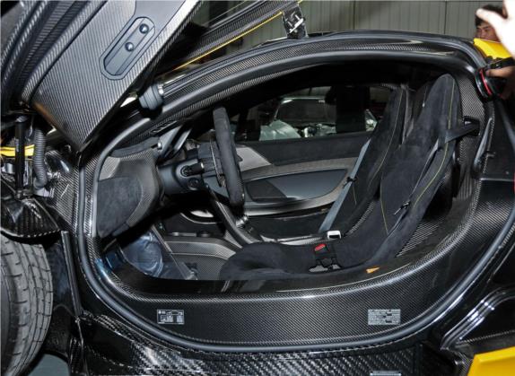 迈凯伦P1 2014款 3.8T 标准型 车厢座椅   前排空间