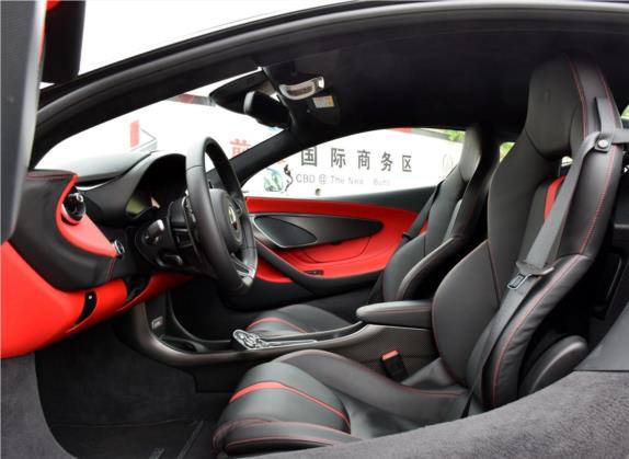 迈凯伦570 2015款 570S 3.8T Coupe 车厢座椅   前排空间