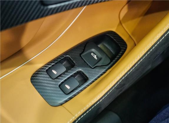 迈凯伦570 2019款 570S 3.8T Spider 车厢座椅   门窗控制