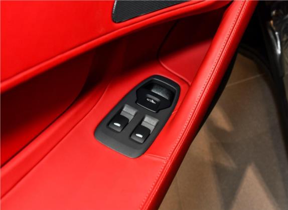 迈凯伦570 2019款 570GT 3.8T Coupe 车厢座椅   门窗控制