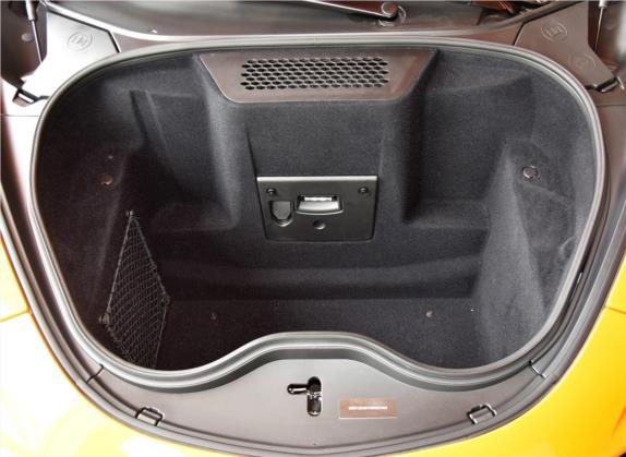 迈凯伦570 2019款 570S 3.8T Coupe 车厢座椅   后备厢