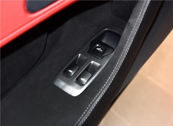 迈凯伦540C 2015款 3.8T Coupe 车厢座椅   门窗控制