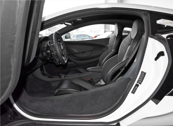 迈凯伦540C 2019款 3.8T Coupe 车厢座椅   前排空间