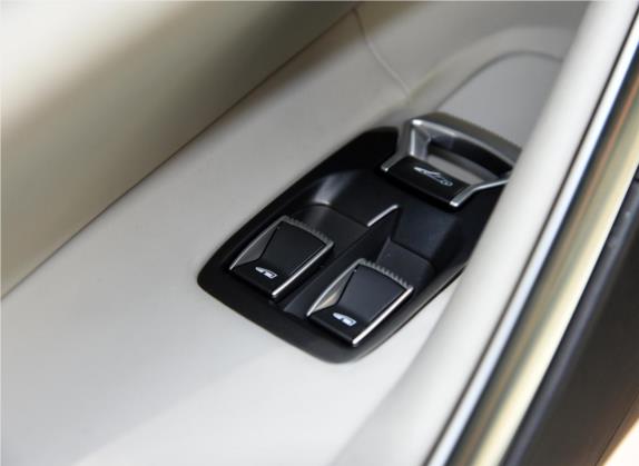 Artura 2021款 3.0T Hybrid 标准型 车厢座椅   门窗控制