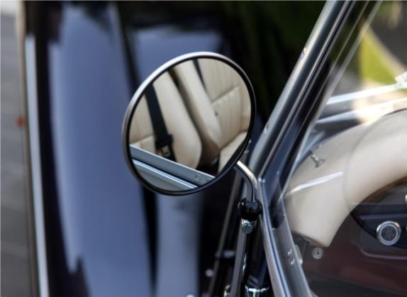摩根Roadster 2013款 3.7L 4座 外观细节类   外后视镜