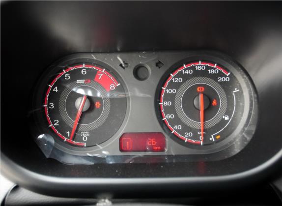 名爵3 2014款 1.3L AMT舒适版 中控类   仪表盘