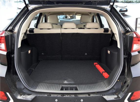 锐腾 2015款 1.5TGI 手动精英版 车厢座椅   后备厢