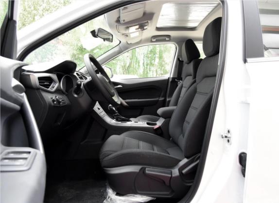 锐腾 2016款 1.5TGI TST精英版 车厢座椅   前排空间