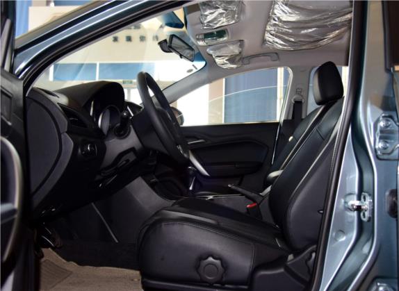 锐行 2015款 1.4TGI 手动精英版 车厢座椅   前排空间