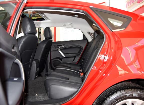 锐行 2015款 1.4TGI TST双离合精英版 车厢座椅   后排空间