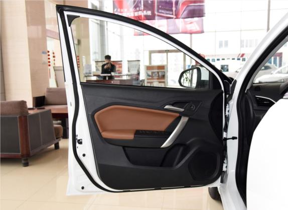锐行 2016款 1.5T 手动超值豪华版 车厢座椅   前门板