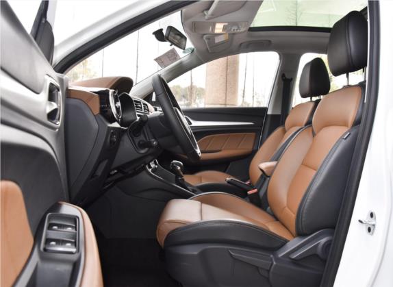 名爵ZS 2017款 1.5L 自动尊享互联网版 车厢座椅   前排空间
