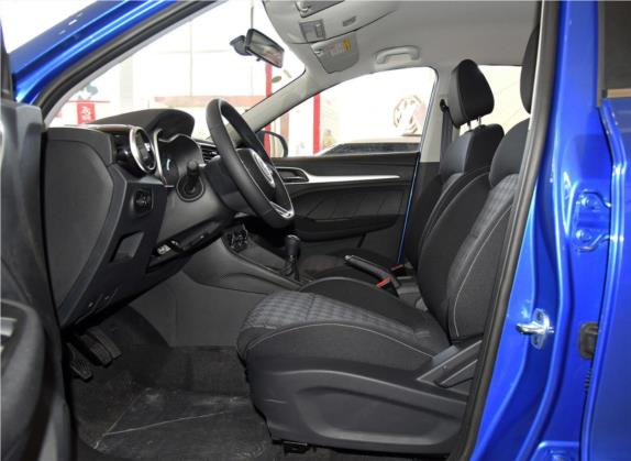 名爵ZS 2017款 1.5L 手动舒适版 车厢座椅   前排空间
