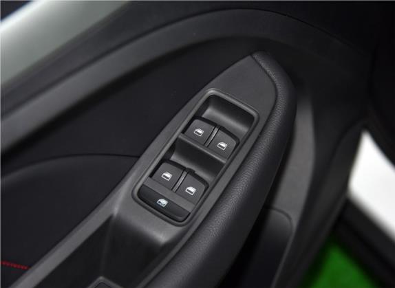 名爵ZS 2017款 16T 自动尊享版 车厢座椅   门窗控制