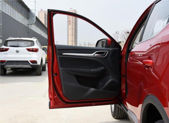 名爵ZS 2018款 1.5L 手动风尚版 国V 车厢座椅   前门板