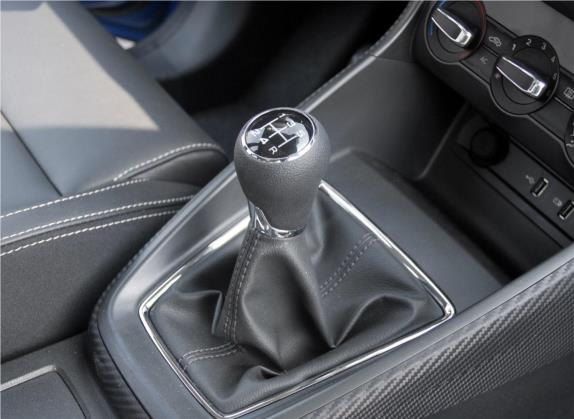 名爵ZS 2018款 1.5L 手动豪华版 国V 中控类   挡把