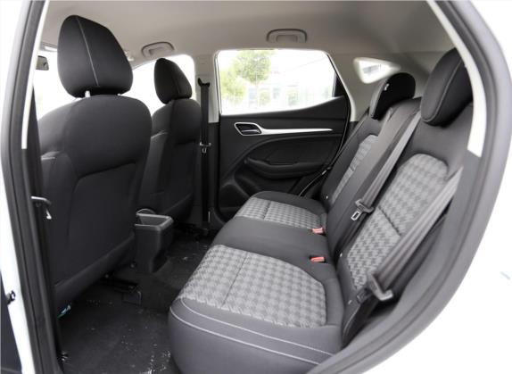 名爵ZS 2019款 1.5L 手动全球风尚版 国VI 车厢座椅   后排空间