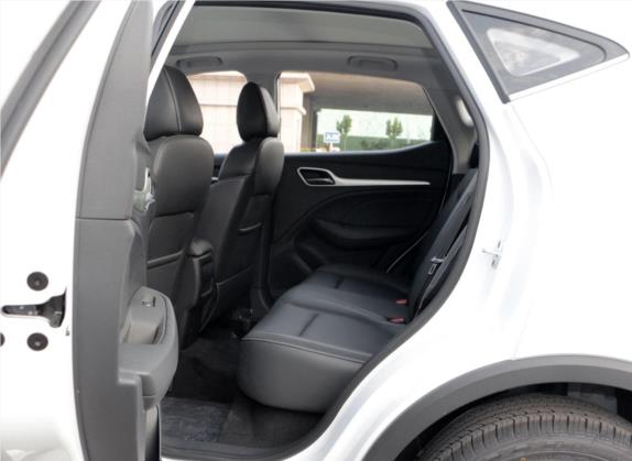 名爵ZS 2019款 1.5L 手动全球豪华版 国VI 车厢座椅   后排空间