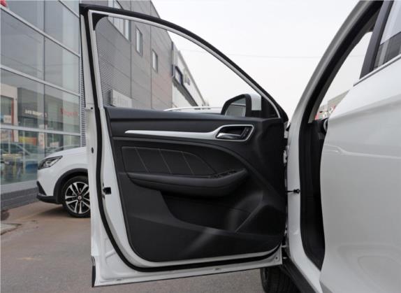 名爵ZS 2019款 1.5L 手动全球豪华版 国VI 车厢座椅   前门板