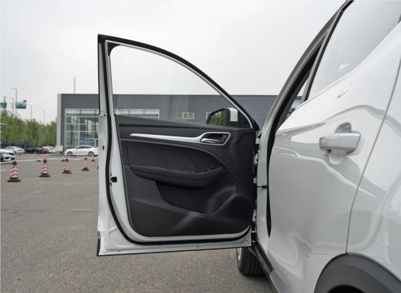 名爵ZS 2020款 180DVVT 自动Lite 车厢座椅   前门板