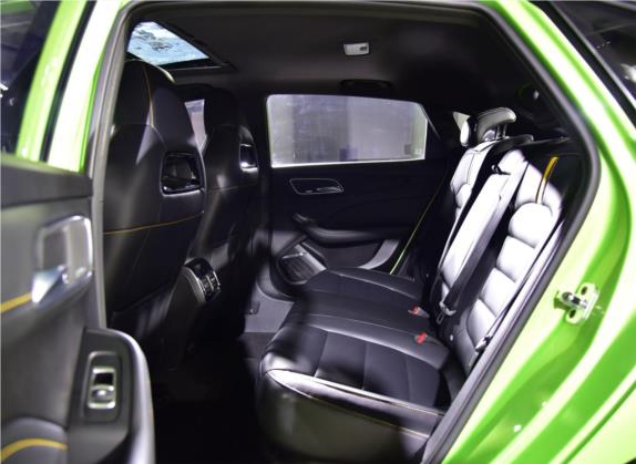 名爵6新能源 2020款 1.5T 混动Trophy智驾旗舰版 车厢座椅   后排空间