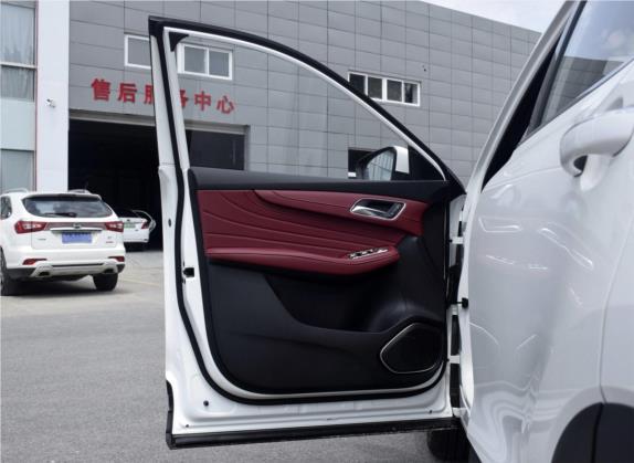 名爵HS 2019款 30T 自动两驱Trophy超能版 国VI 车厢座椅   前门板