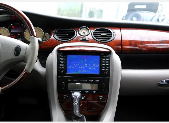 MG7 2007款 2.5L 自动加长旗舰型 中控类   中控台