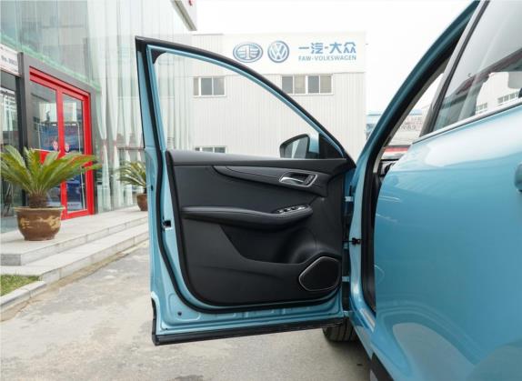 名爵HS新能源 2020款 eHS 1.5T e-Plus 车厢座椅   前门板