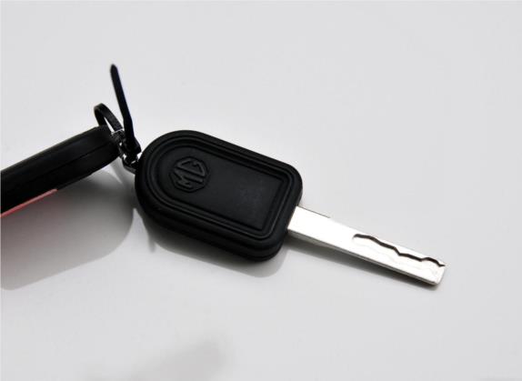 名爵5 2012款 1.5L 手动豪华版 其他细节类   钥匙