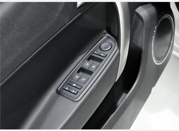 名爵5 2014款 1.5T 自动旗舰型 车厢座椅   门窗控制