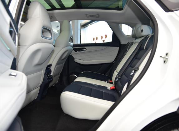 MG领航新能源 2021款 Trophy系列 1.5T 混动Trophy尊享版 车厢座椅   后排空间