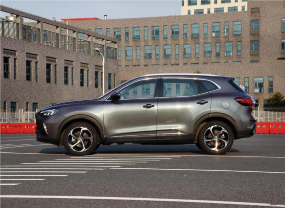 MG领航新能源 2021款 燃系列 1.5T 混动豪华版 外观   正侧