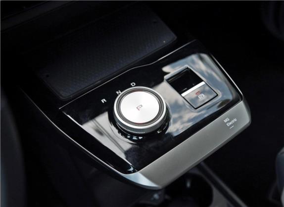MG MULAN 2022款 520km 旗舰版 中控类   挡把